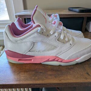 Air Jordan 5 Retro low GS. Desert Berry
